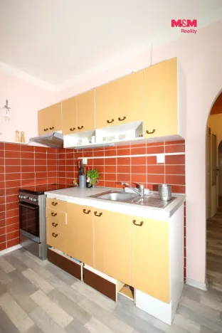 Pronájem bytu 3+1, Hradec Králové - Nový Hradec Králové, třída Edvarda Beneše, 90 m2