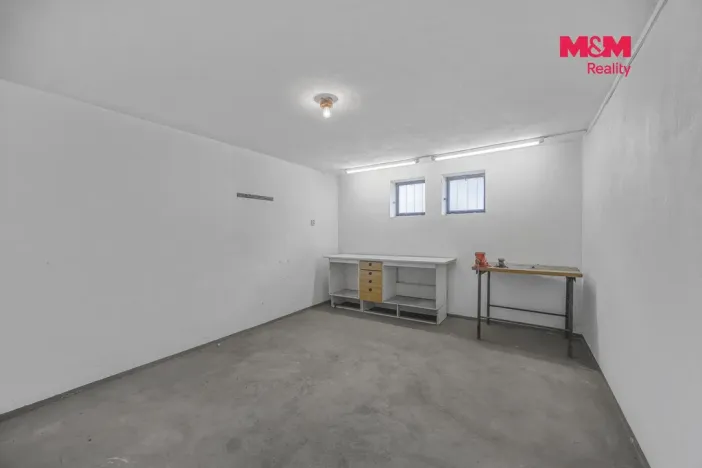 Prodej činžovního domu, Sezemice, Nejedlého, 354 m2