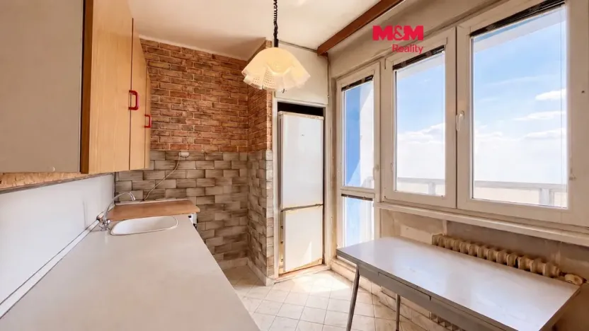 Prodej bytu 2+1, Rakovník - Rakovník II, Dukel. hrdinů, 51 m2