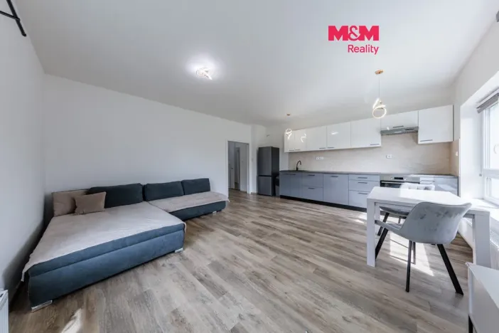 Pronájem bytu 3+kk, Karlovy Vary - Bohatice, Dubová, 67 m2