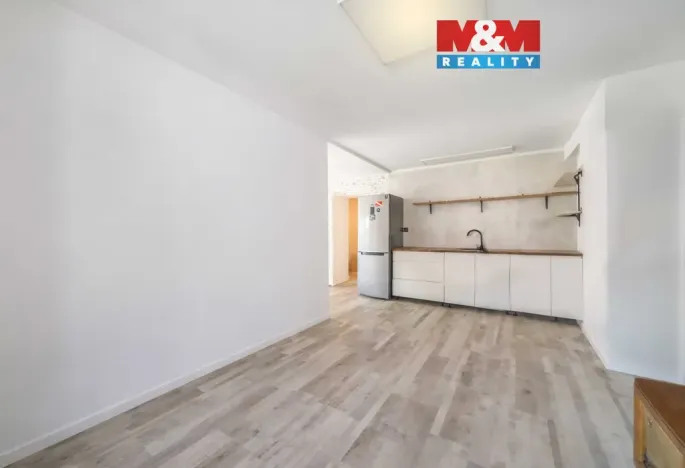 Prodej bytu 3+kk, Skořice, 73 m2