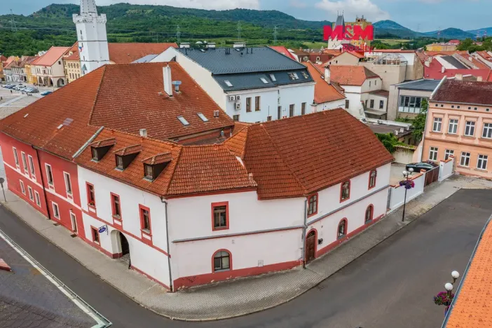 Prodej rodinného domu, Kadaň, Boženy Němcové, 500 m2
