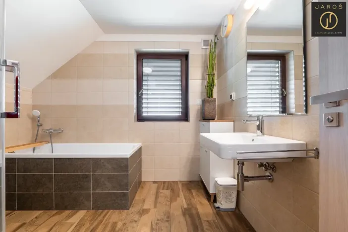 Prodej rodinného domu, Pečky, Pečecká, 102 m2