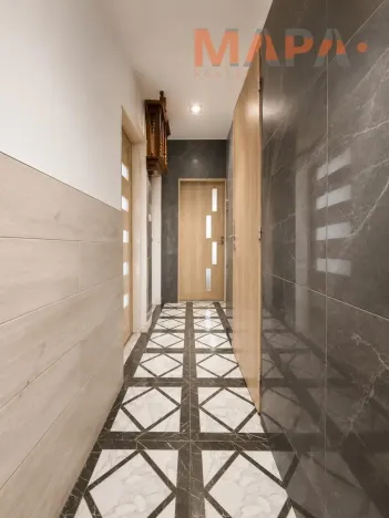 Prodej bytu 4+1, Klášterec nad Ohří, Okružní, 77 m2