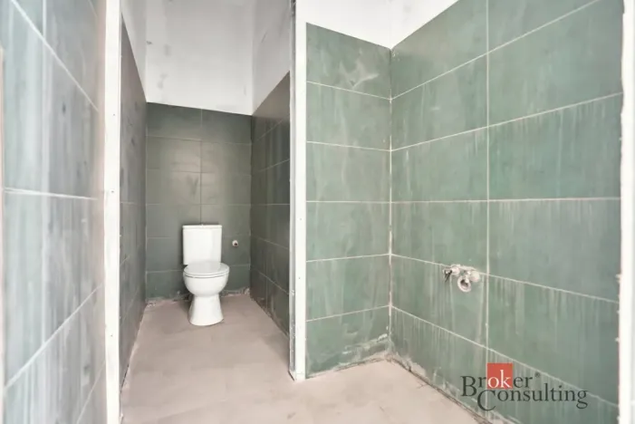 Prodej kanceláře, Nejdek, náměstí Karla IV., 750 m2