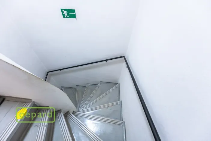 Pronájem obchodního prostoru, Praha - Holešovice, Dělnická, 252 m2