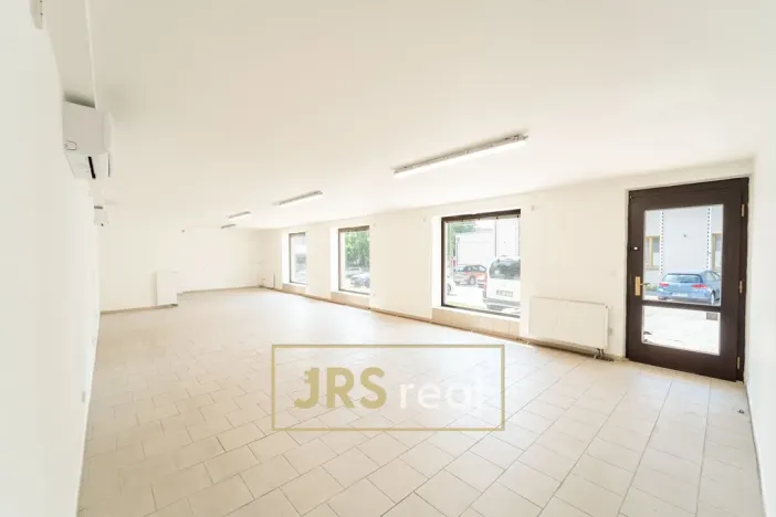 Pronájem kanceláře, Velké Pavlovice, 180 m2