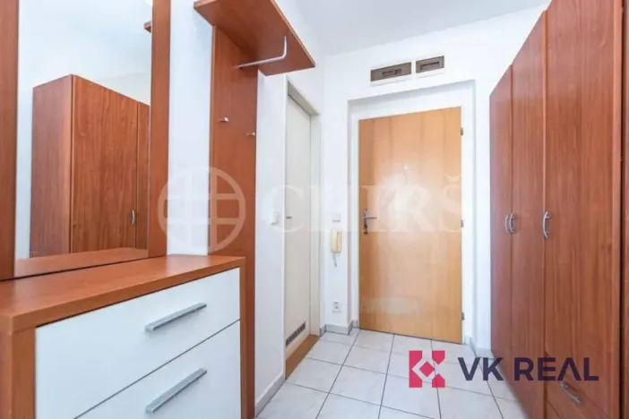 Pronájem bytu 1+kk, Praha - Stodůlky, Jaroslava Foglara, 31 m2