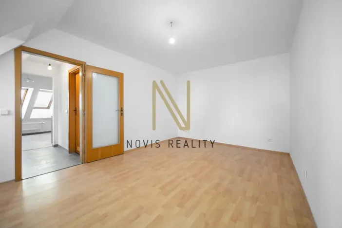 Pronájem bytu 2+kk, Klatovy - Klatovy IV, Komenského, 50 m2