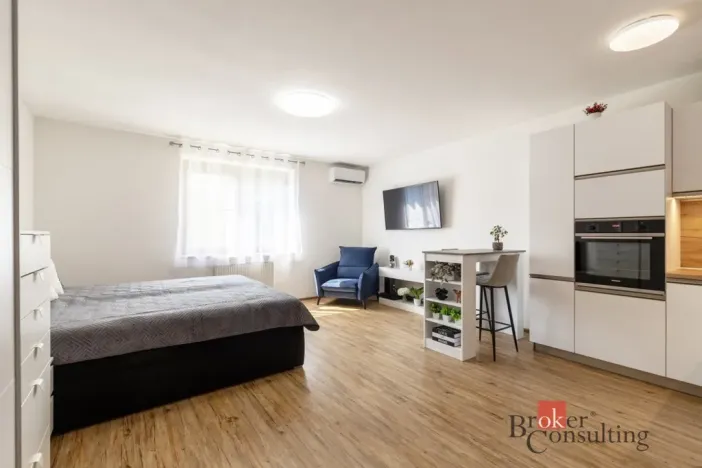 Prodej bytu 1+kk, Velešovice, 38 m2
