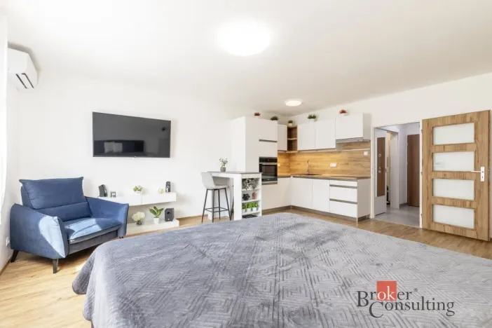 Prodej bytu 1+kk, Velešovice, 38 m2