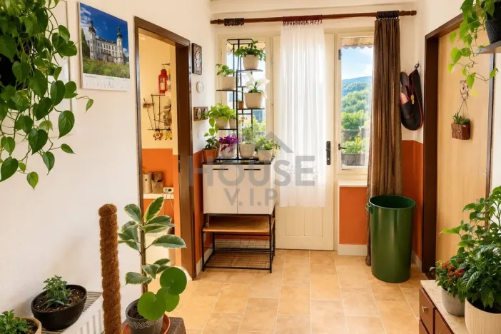 Prodej podílu 2/3 rodinného domu, Obecnice, 154 m2