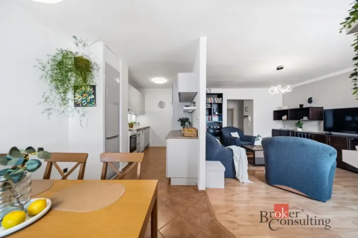 Prodej bytu 3+1, Lázně Bohdaneč, Za Školkou, 73 m2