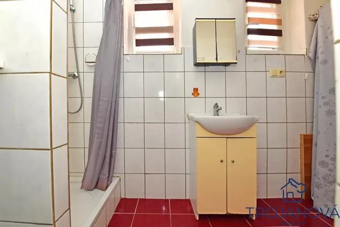 Prodej činžovního domu, Petroupim, 306 m2