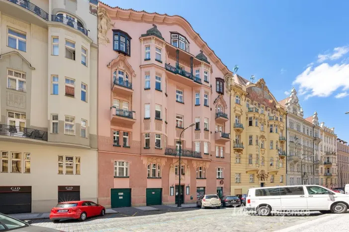 Pronájem bytu 4+1, Praha - Nové Město, Gorazdova, 110 m2