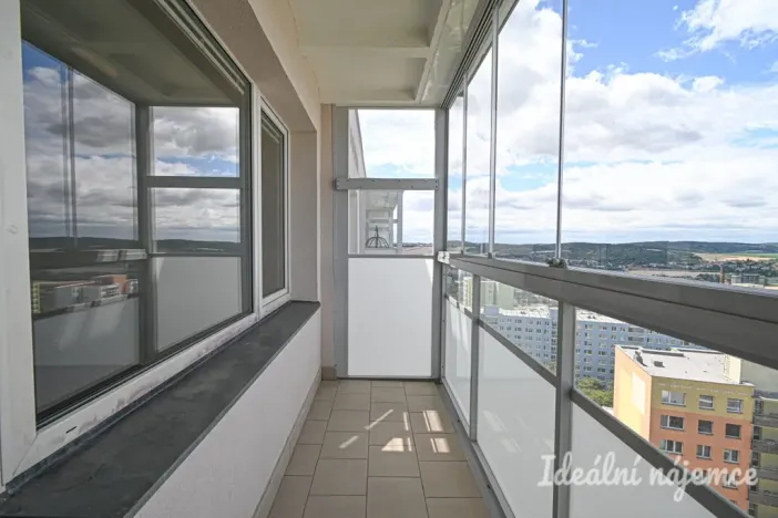 Pronájem bytu 1+kk, Brno - Nový Lískovec, Oblá, 31 m2