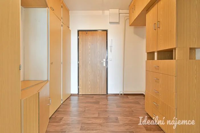 Pronájem bytu 1+kk, Brno - Nový Lískovec, Oblá, 31 m2