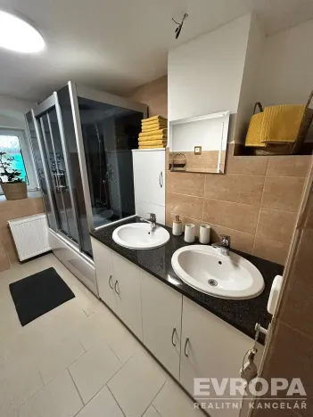 Prodej rodinného domu, Jemnice, Horní valy, 165 m2