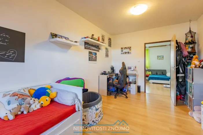 Prodej bytu 3+1, Hevlín, 101 m2