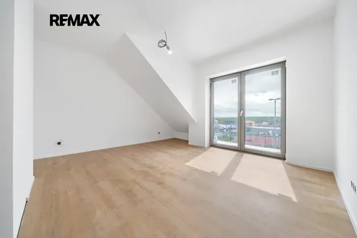 Prodej bytu 3+kk, Moravany, Květná, 108 m2