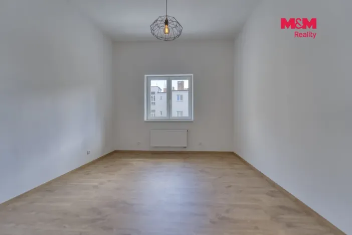 Pronájem bytu 2+kk, Plzeň - Jižní Předměstí, Kardinála Berana, 60 m2