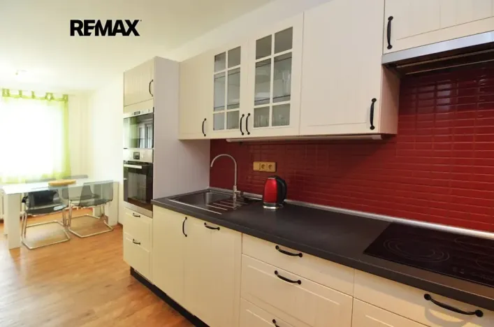 Pronájem bytu 3+1, Praha - Hlubočepy, Slivenecká, 76 m2