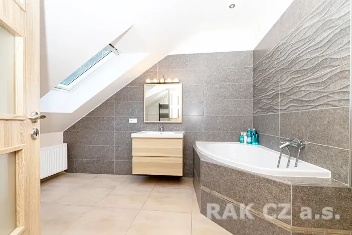Prodej vily, Praha - Radotín, Prvomájová, 338 m2
