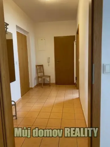 Pronájem bytu 2+kk, Praha - Žižkov, Jeseniova, 48 m2
