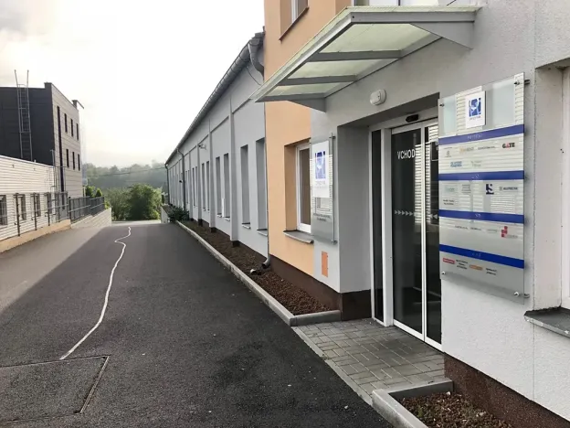 Pronájem obchodního prostoru, Dalovice, Botanická, 550 m2