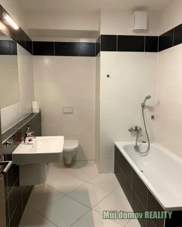 Pronájem bytu 2+kk, Praha - Stodůlky, náměstí Junkových, 58 m2