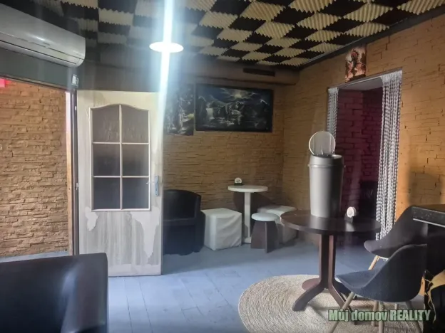 Pronájem obchodního prostoru, Praha - Michle, Michelská, 70 m2