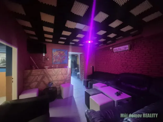 Pronájem obchodního prostoru, Praha - Michle, Michelská, 70 m2