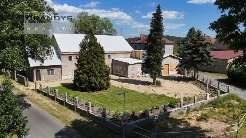 Prodej rodinného domu, Okna, 630 m2