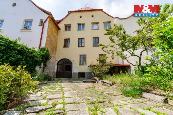 Prodej rodinného domu, Telč - Telč-Vnitřní Město, náměstí Zachariáše z Hradce, 300 m2