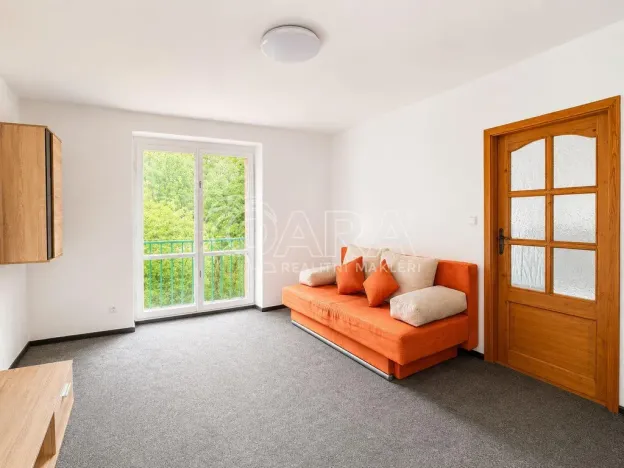 Pronájem bytu 2+1, Praha - Žižkov, Na vápence, 48 m2