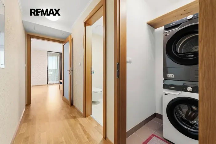 Pronájem bytu 2+kk, Praha - Žižkov, Ke kapslovně, 64 m2