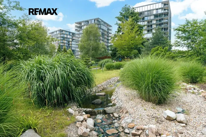 Pronájem bytu 2+kk, Praha - Žižkov, Ke kapslovně, 64 m2