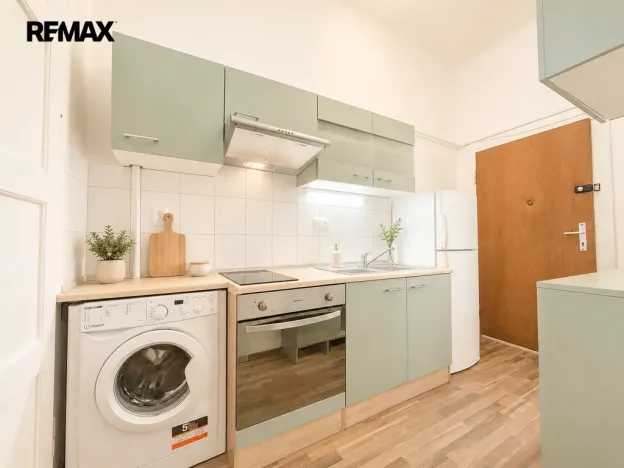 Pronájem bytu 2+kk, Praha - Strašnice, Na Třebešíně, 42 m2