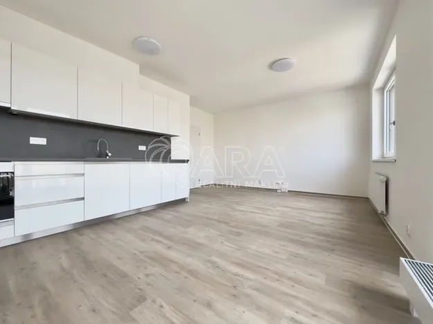Pronájem bytu 1+kk, Brno - Ponava, Střední, 37 m2