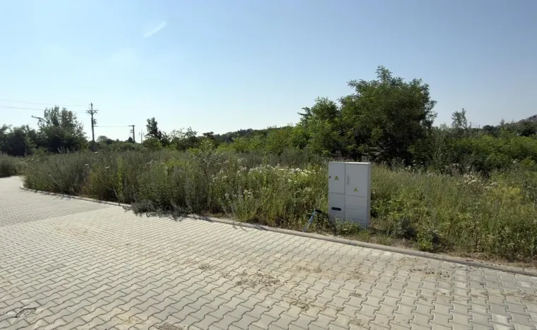 Prodej pozemku, Mikulov, Slovácké brigády, 721 m2