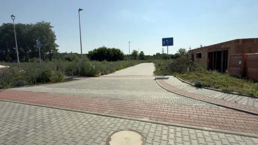 Prodej pozemku, Mikulov, Slovácké brigády, 721 m2