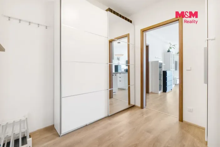 Prodej bytu 2+kk, Beroun - Beroun-Město, Nepilova, 66 m2