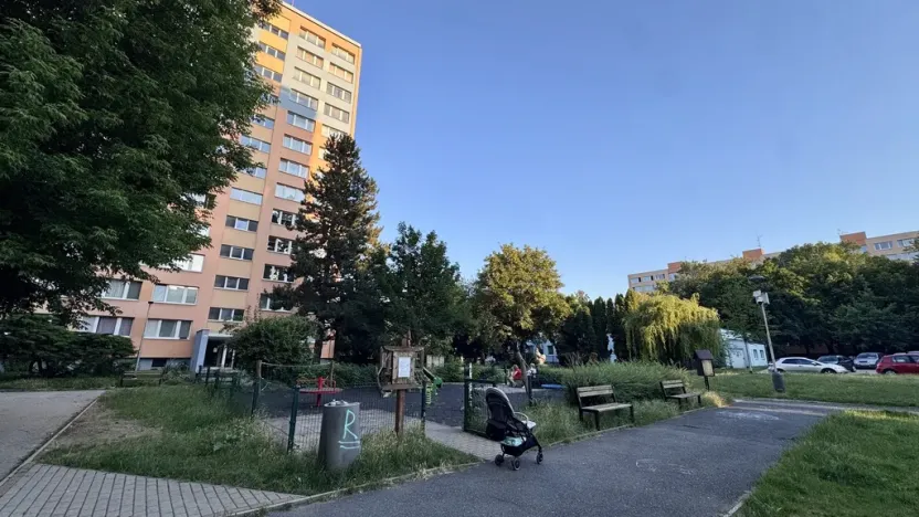 Pronájem bytu 1+kk, Kolín, Na Magistrále, 25 m2