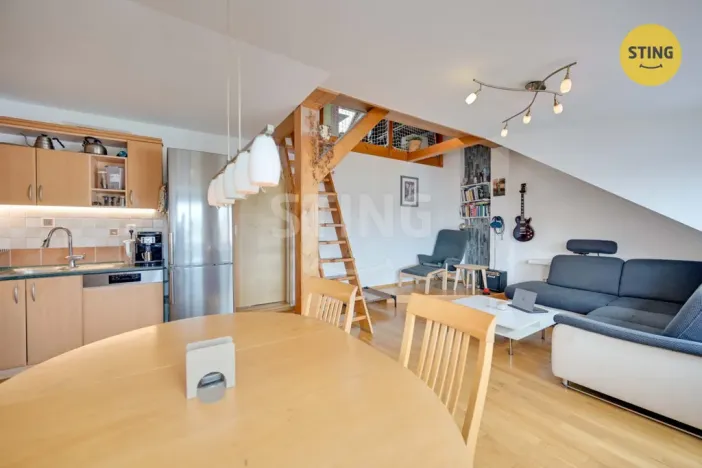 Prodej rodinného domu, Pardubice, Ve Lhotkách, 340 m2