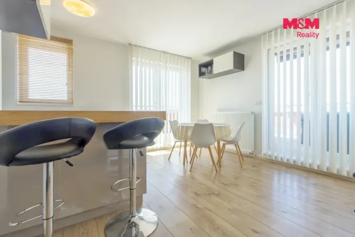 Pronájem bytu 2+kk, Praha - Pitkovice, Penízovková, 58 m2