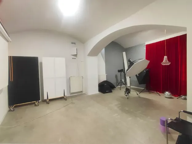 Pronájem obchodního prostoru, Praha - Košíře, Plzeňská, 120 m2