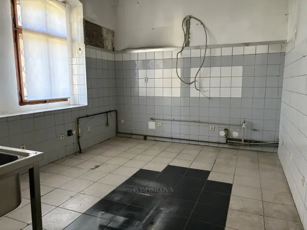 Pronájem skladu, Unhošť, Křivoklátská, 184 m2