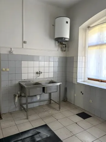 Pronájem skladu, Unhošť, Křivoklátská, 184 m2