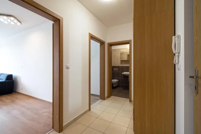 Pronájem bytu 2+kk, Praha - Vysočany, Ocelářská, 59 m2