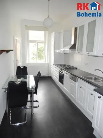 Pronájem bytu 2+1, Praha - Nusle, náměstí Bratří Synků, 77 m2